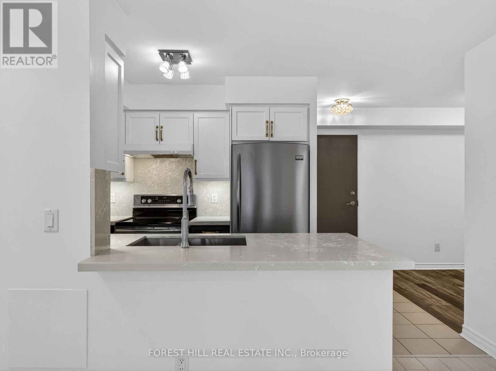 224 - 35 Saranac Boulevard, Toronto (englemount-lawrence), Ontario