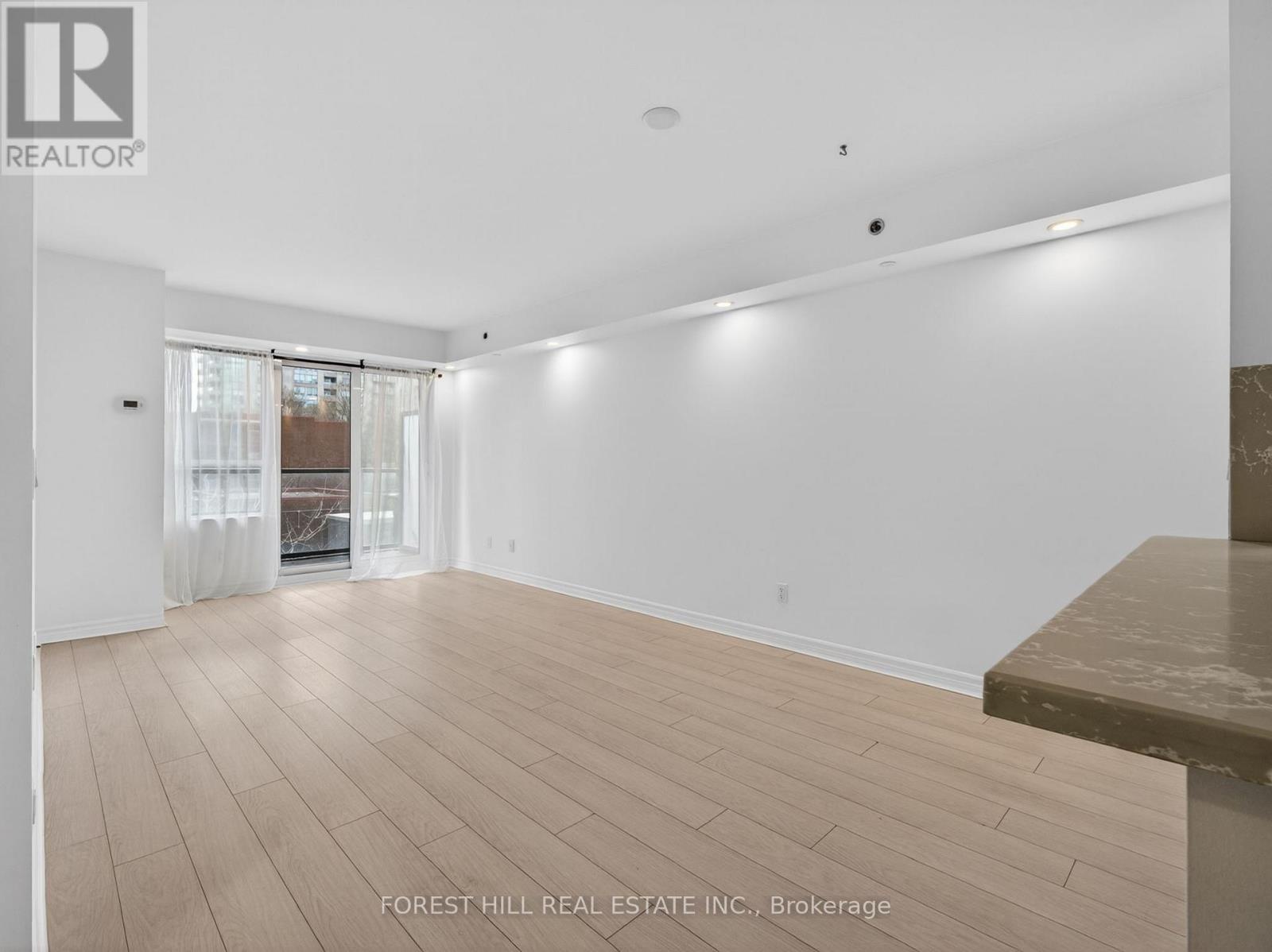 224 - 35 Saranac Boulevard, Toronto (englemount-lawrence), Ontario