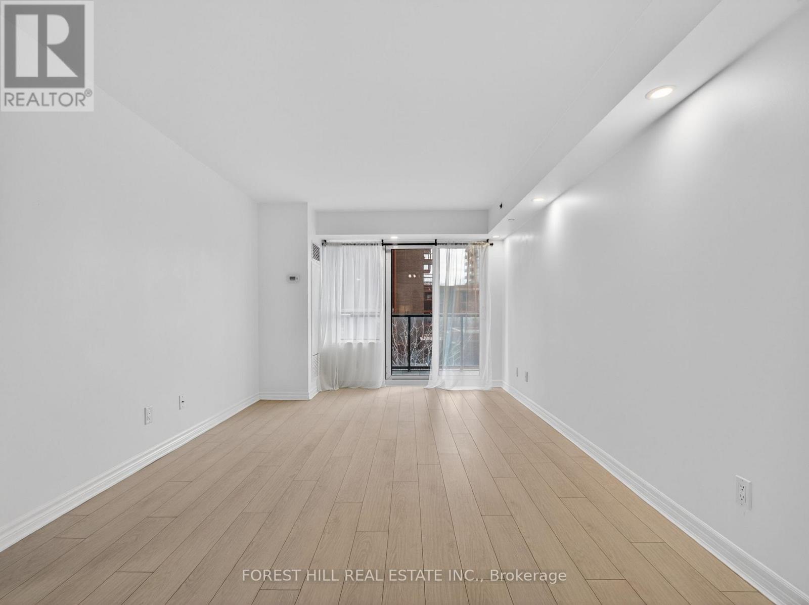 224 - 35 Saranac Boulevard, Toronto (englemount-lawrence), Ontario