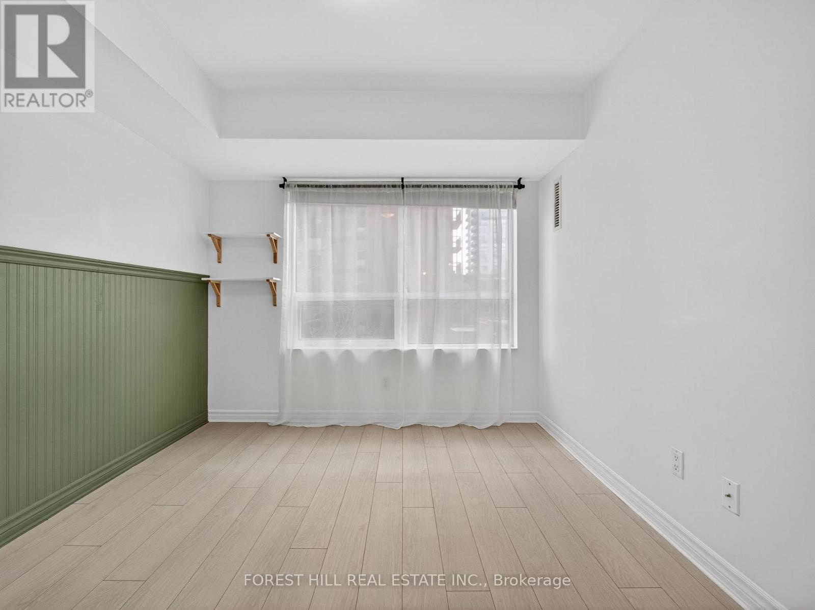 224 - 35 Saranac Boulevard, Toronto (englemount-lawrence), Ontario