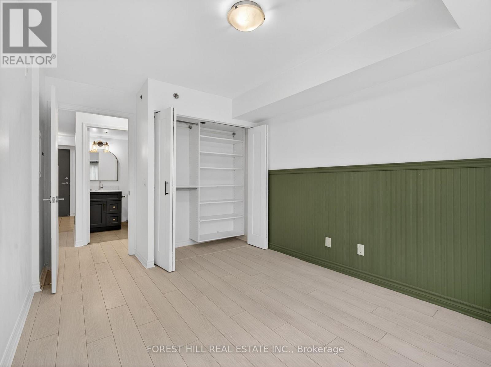 224 - 35 Saranac Boulevard, Toronto (englemount-lawrence), Ontario