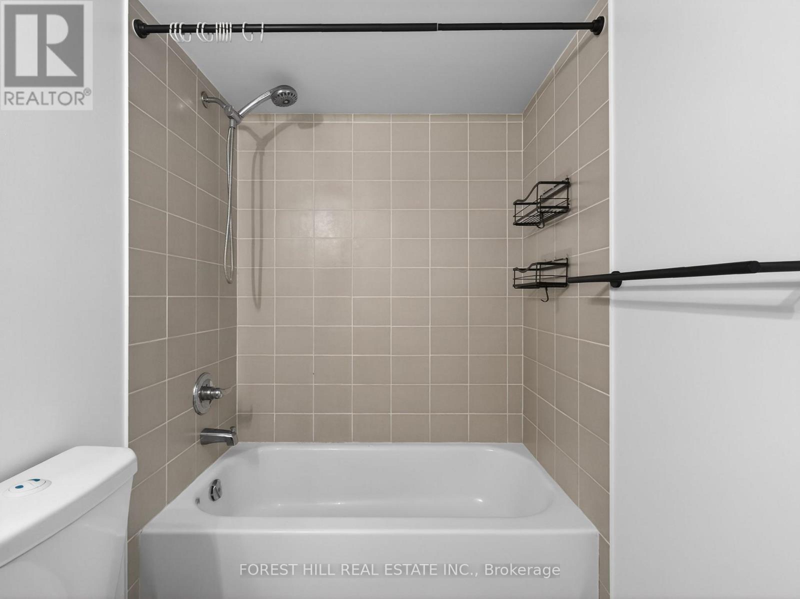 224 - 35 Saranac Boulevard, Toronto (englemount-lawrence), Ontario