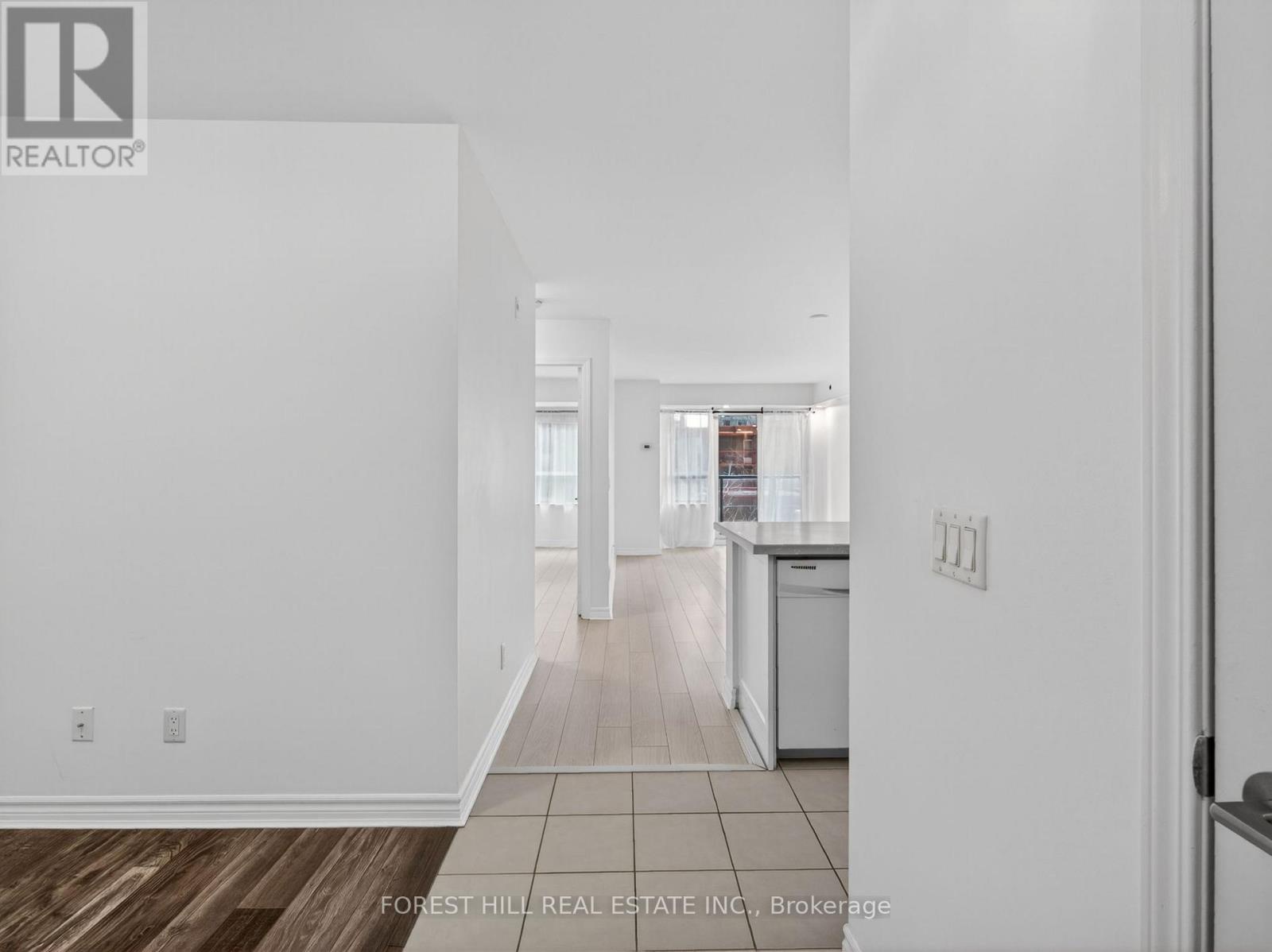 224 - 35 Saranac Boulevard, Toronto (englemount-lawrence), Ontario