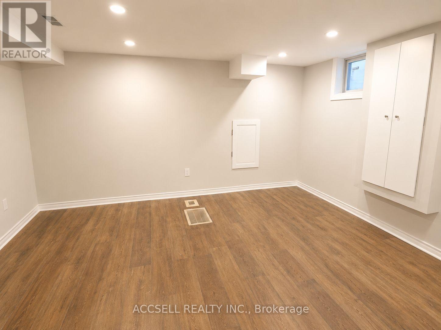 325 Greenwood Avenue, Toronto (greenwood-coxwell), Ontario