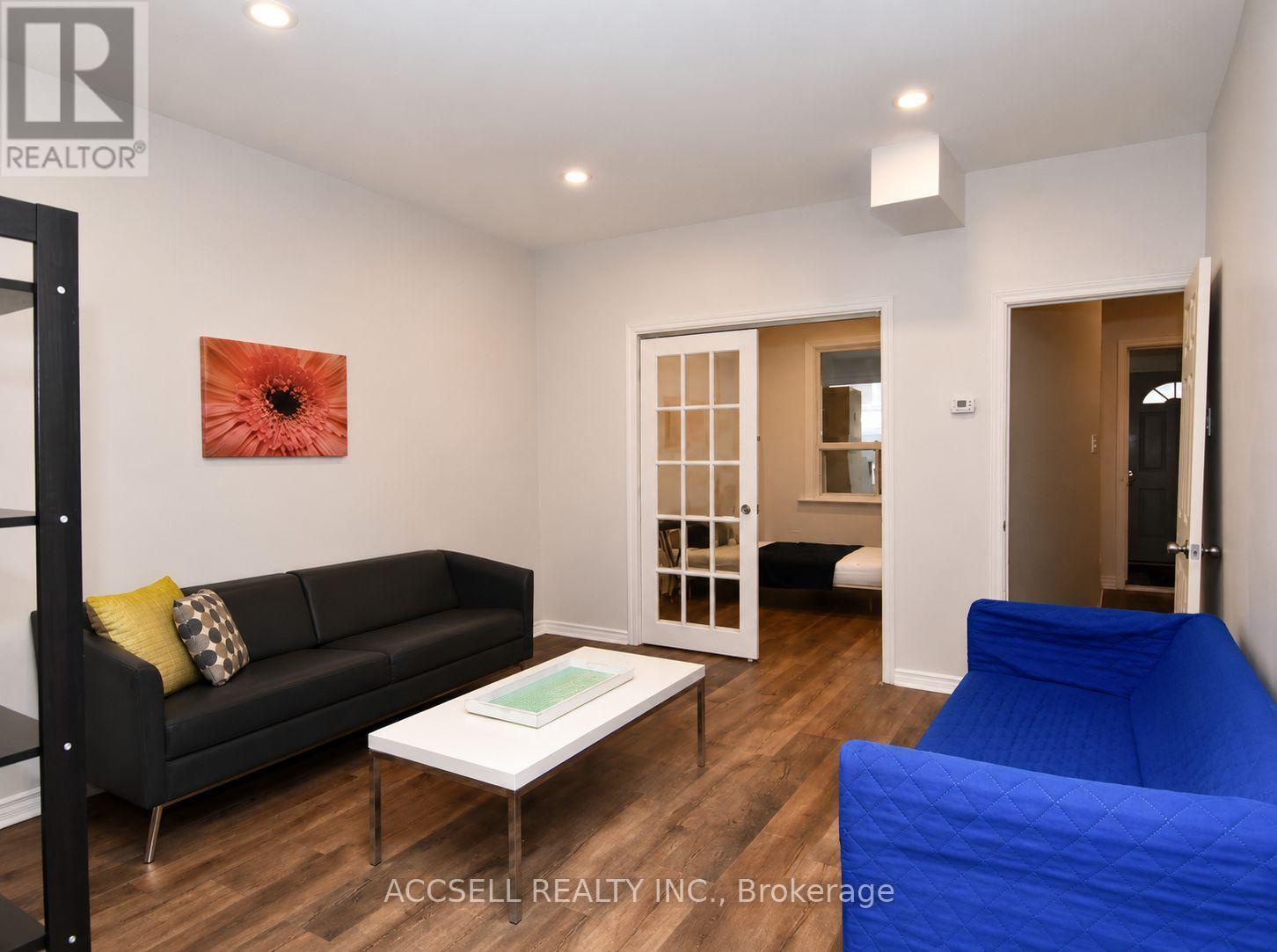 325 Greenwood Avenue, Toronto (greenwood-coxwell), Ontario