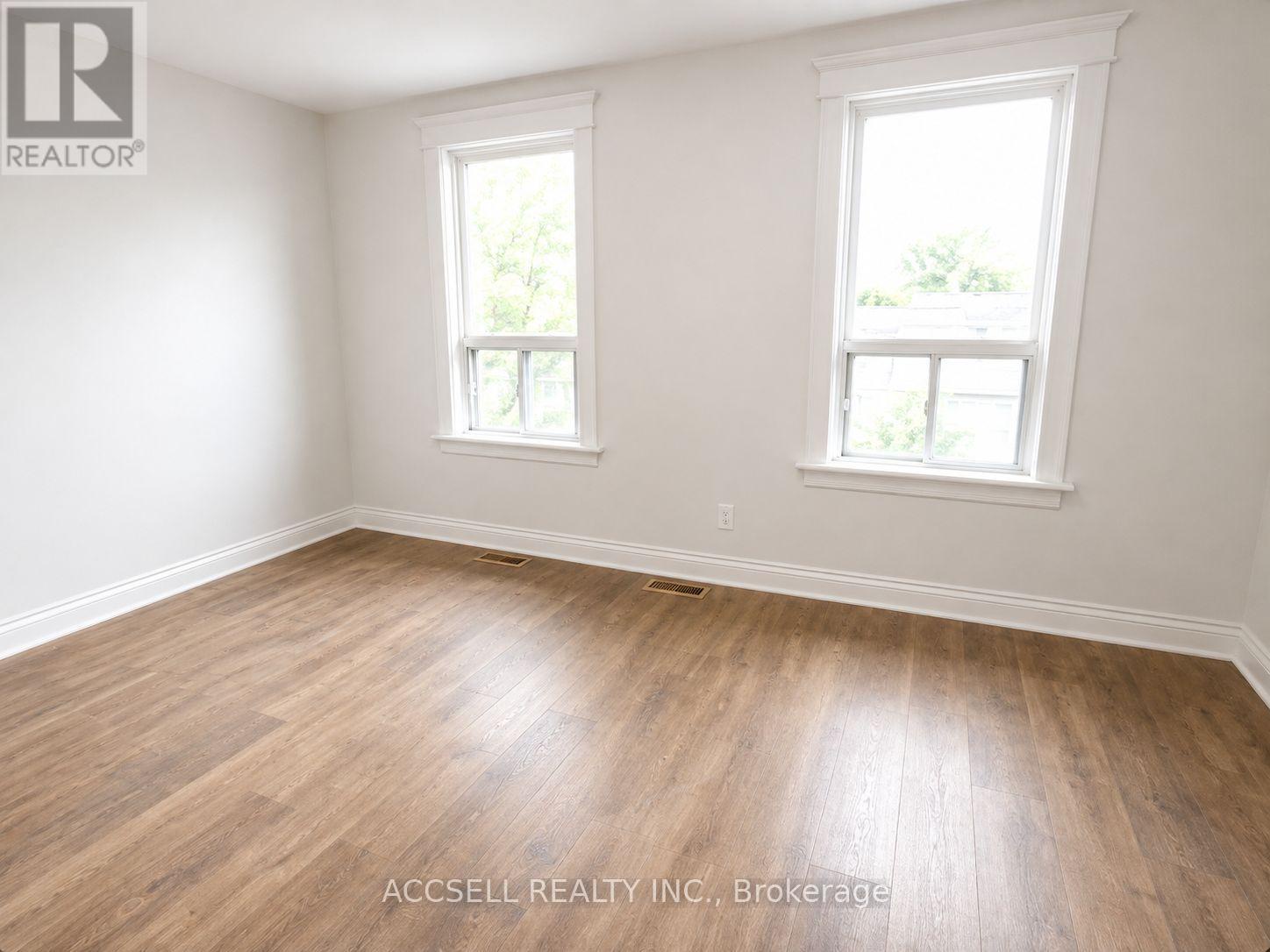 325 Greenwood Avenue, Toronto (greenwood-coxwell), Ontario