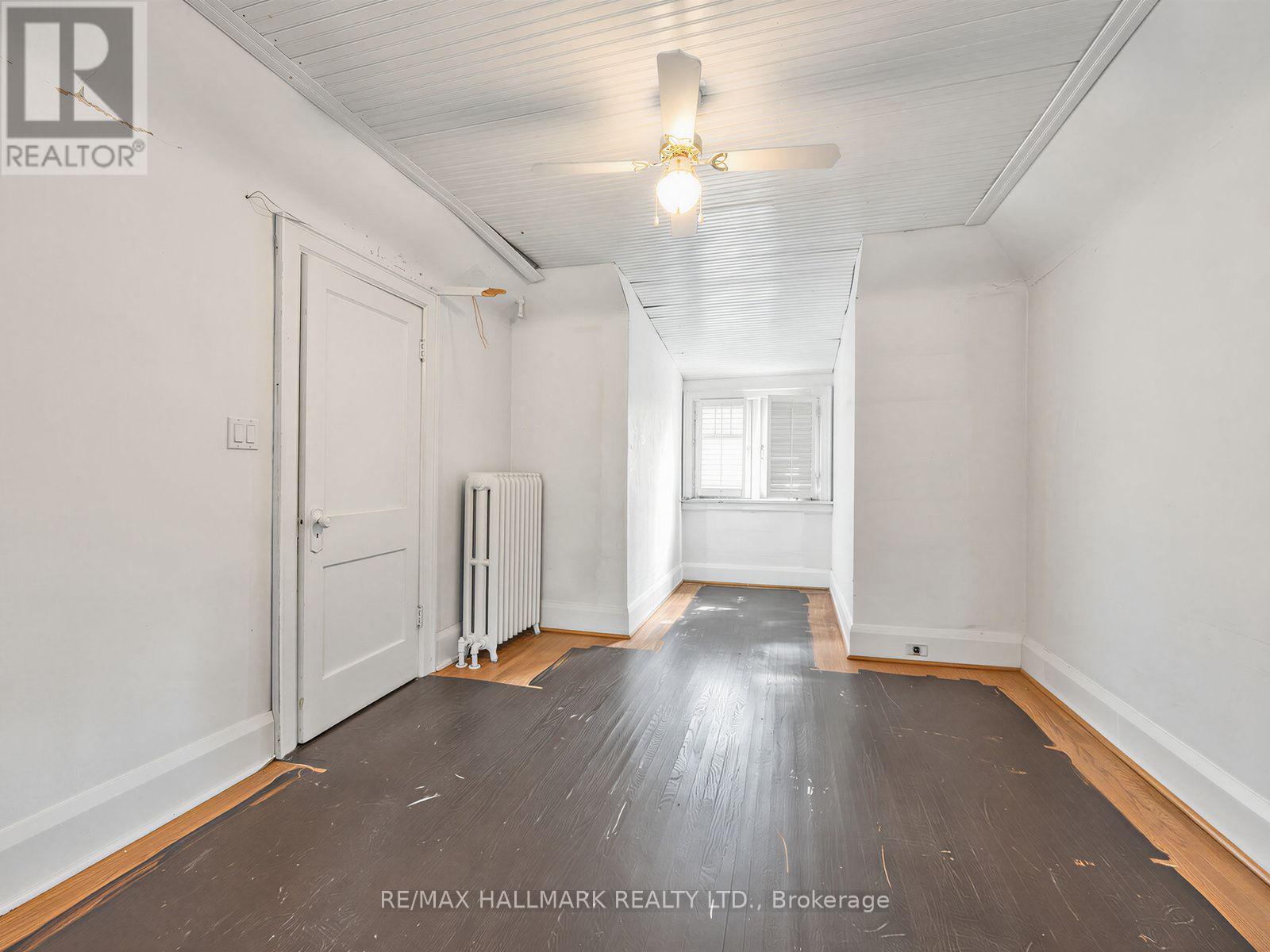 7 Humberview Crescent, Toronto (weston), Ontario