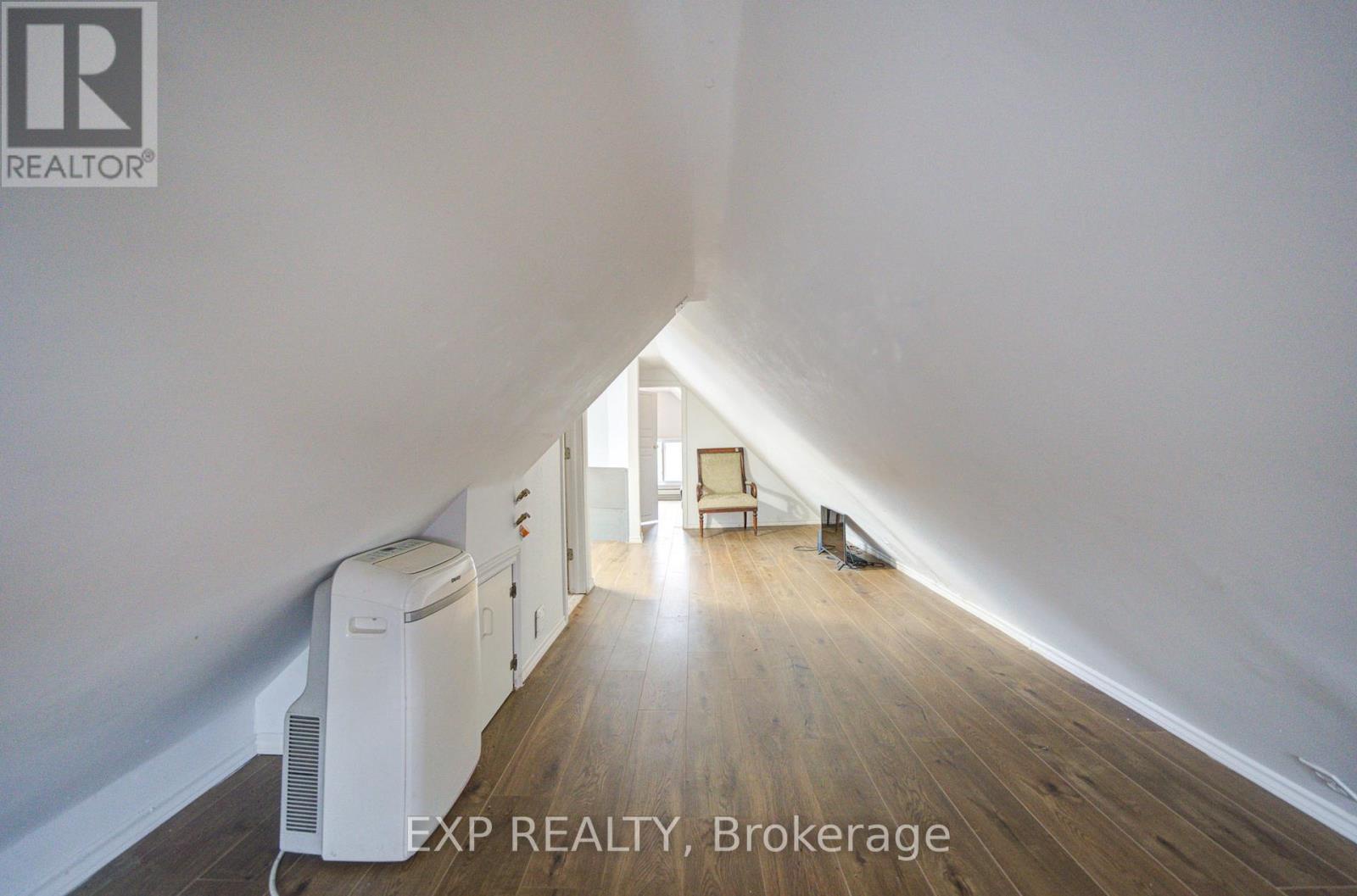 170 Wallace Avenue, Toronto (dovercourt-wallace Emerson-junction), Ontario