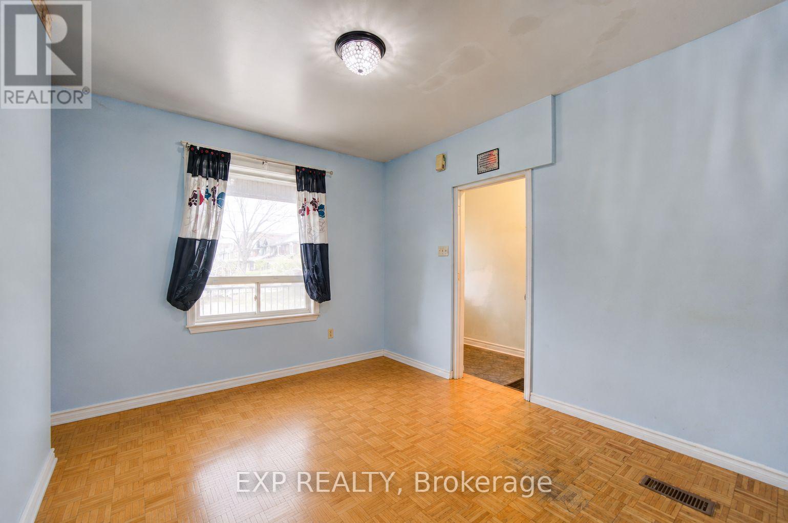 170 Wallace Avenue, Toronto (dovercourt-wallace Emerson-junction), Ontario