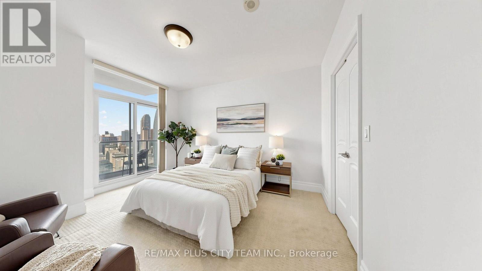 4302 - 16 Harbour Street, Toronto (waterfront Communities), Ontario