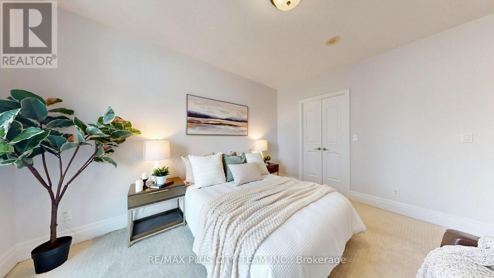 4302 - 16 Harbour Street, Toronto (waterfront Communities), Ontario