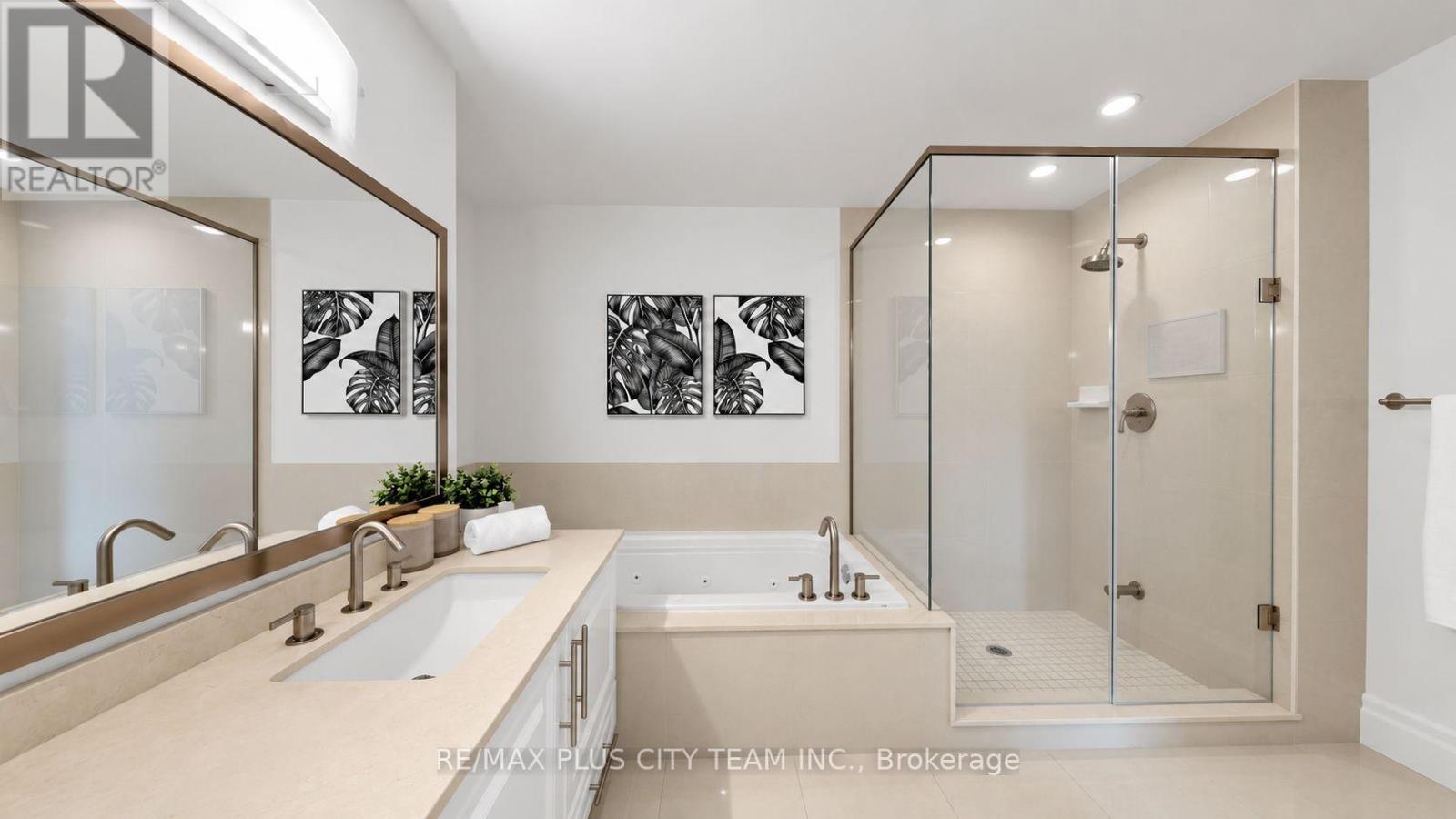 4302 - 16 Harbour Street, Toronto (waterfront Communities), Ontario