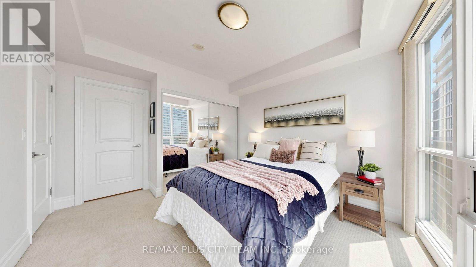 4302 - 16 Harbour Street, Toronto (waterfront Communities), Ontario