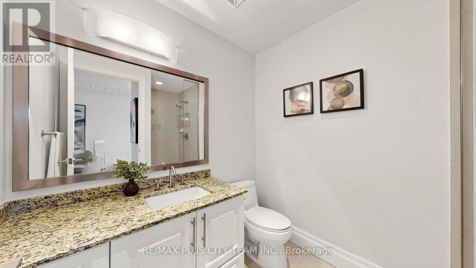 4302 - 16 Harbour Street, Toronto (waterfront Communities), Ontario