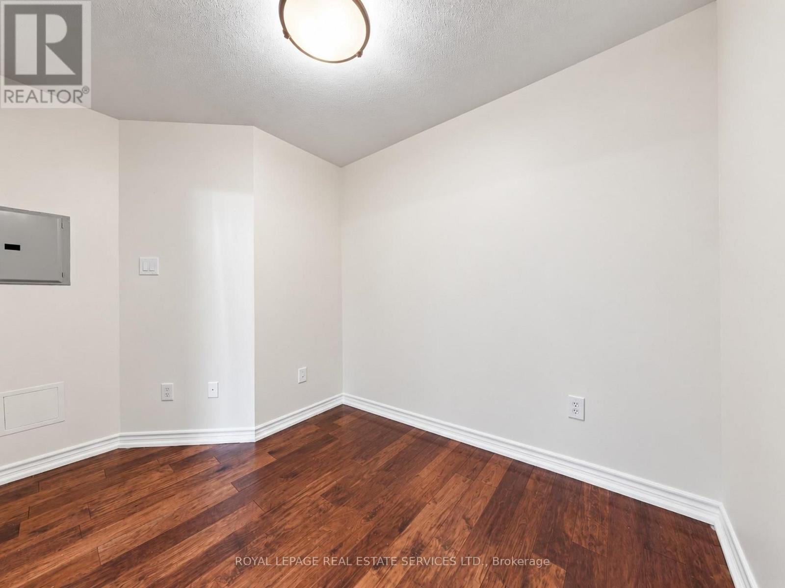 401 - 300 Balliol Street, Toronto (mount Pleasant West), Ontario