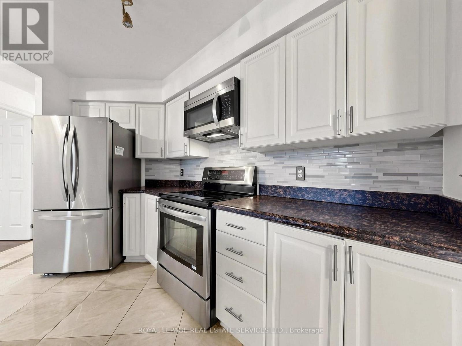 401 - 300 Balliol Street, Toronto (mount Pleasant West), Ontario