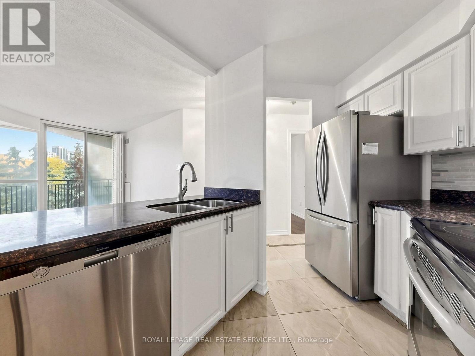 401 - 300 Balliol Street, Toronto (mount Pleasant West), Ontario