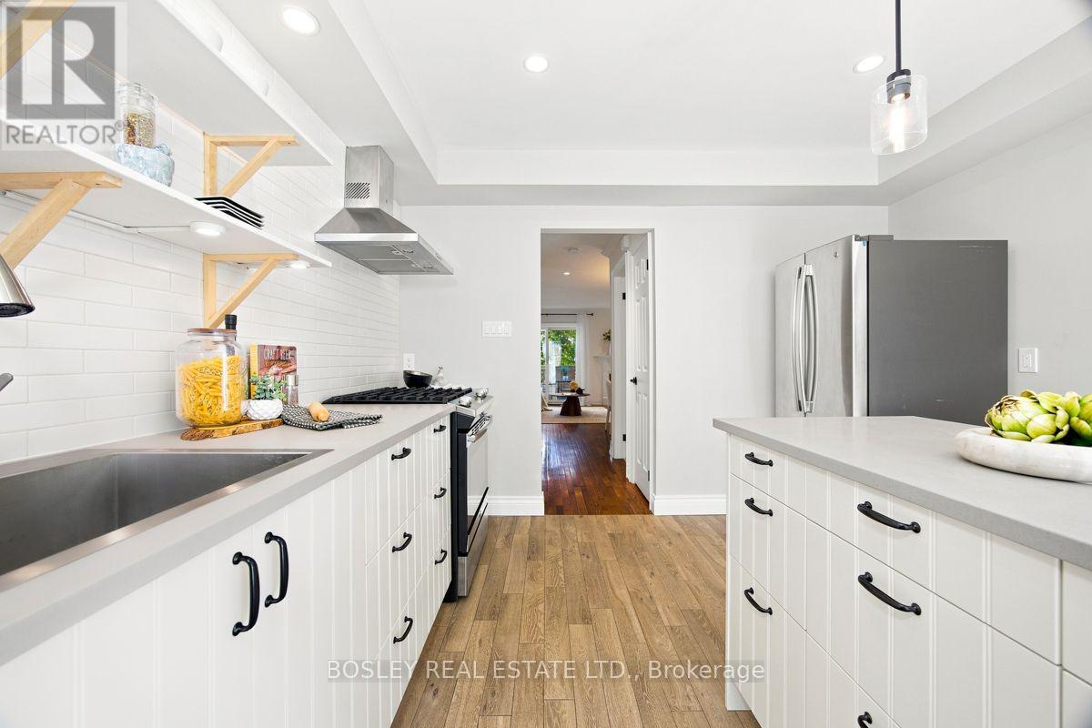 3 - 64 Old Mill Terrace, Toronto (stonegate-queensway), Ontario