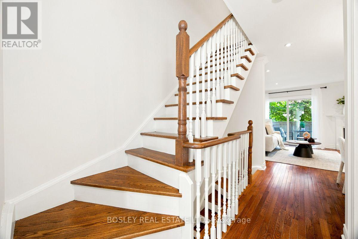 3 - 64 Old Mill Terrace, Toronto (stonegate-queensway), Ontario