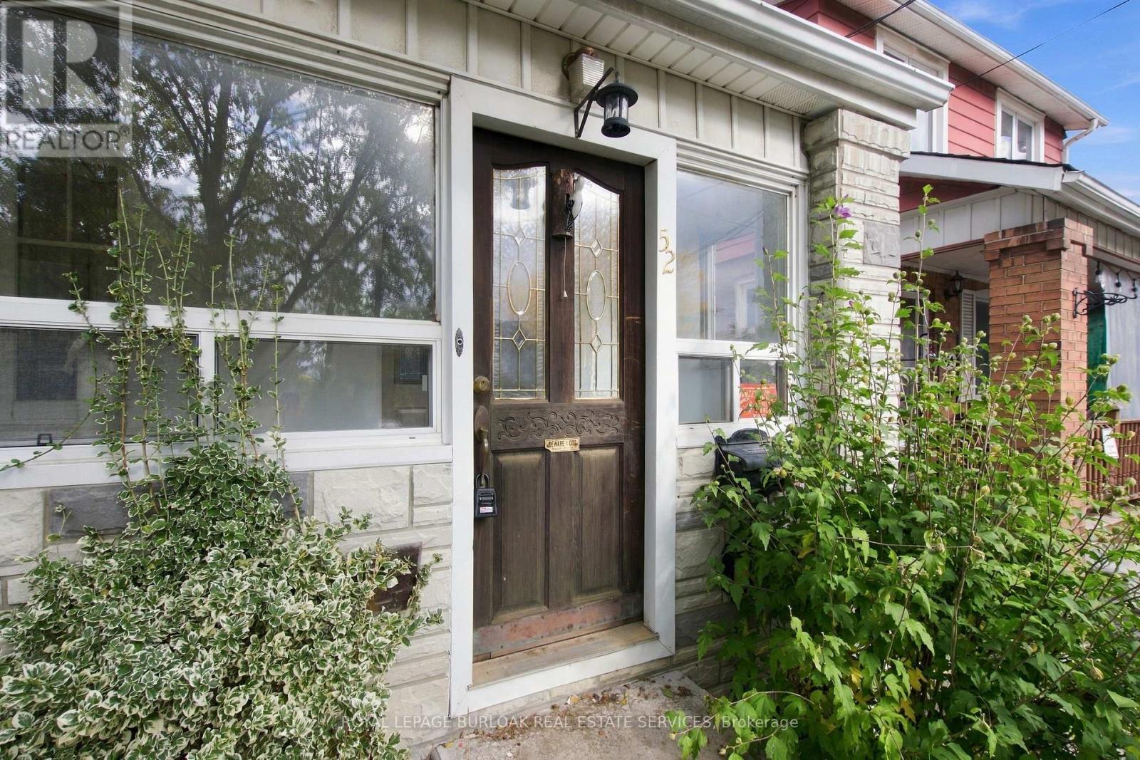 52 Craydon Avenue, Toronto (mount Dennis), Ontario