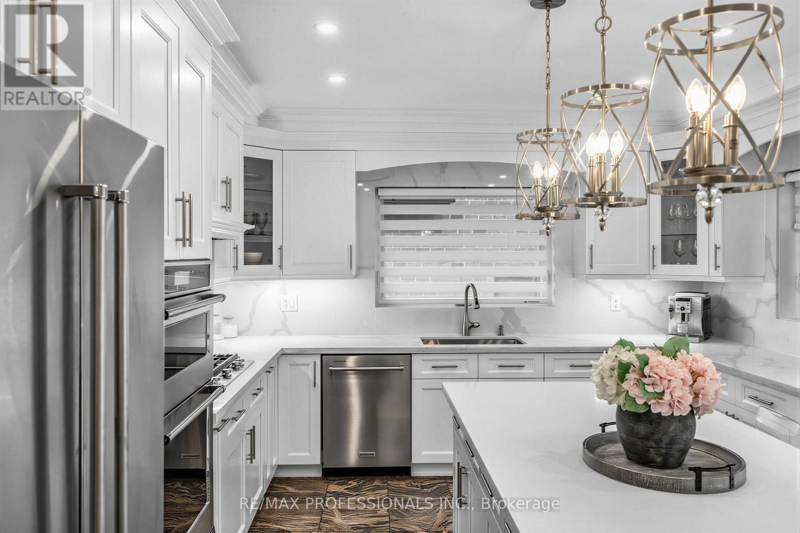 182 Gracefield Avenue, Toronto (rustic), Ontario