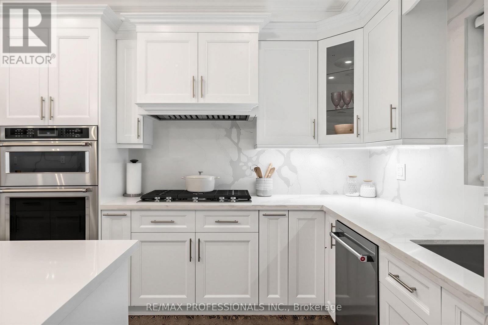 182 Gracefield Avenue, Toronto (rustic), Ontario