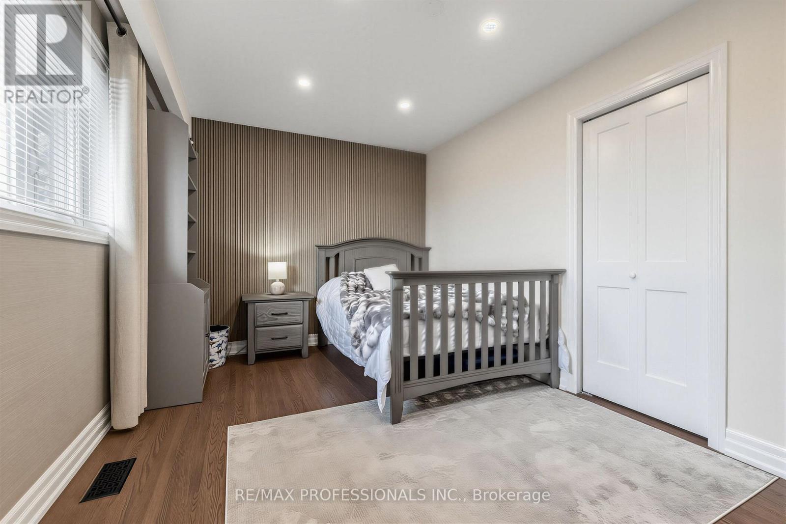 182 Gracefield Avenue, Toronto (rustic), Ontario