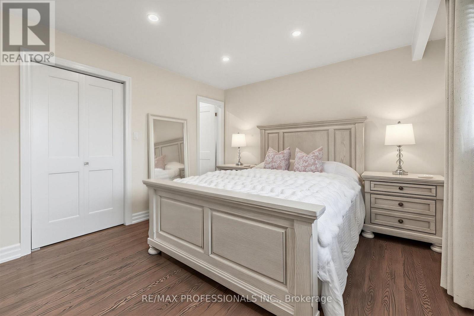 182 Gracefield Avenue, Toronto (rustic), Ontario
