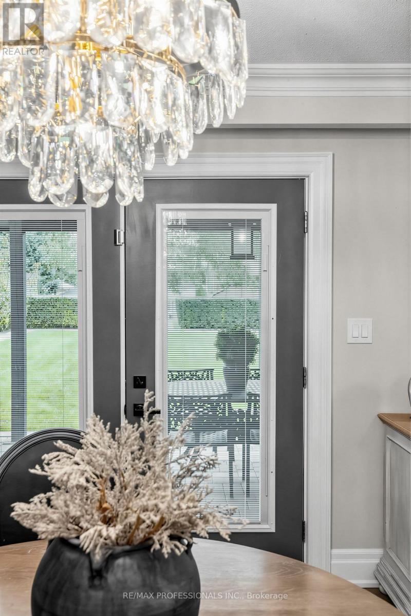 182 Gracefield Avenue, Toronto (rustic), Ontario