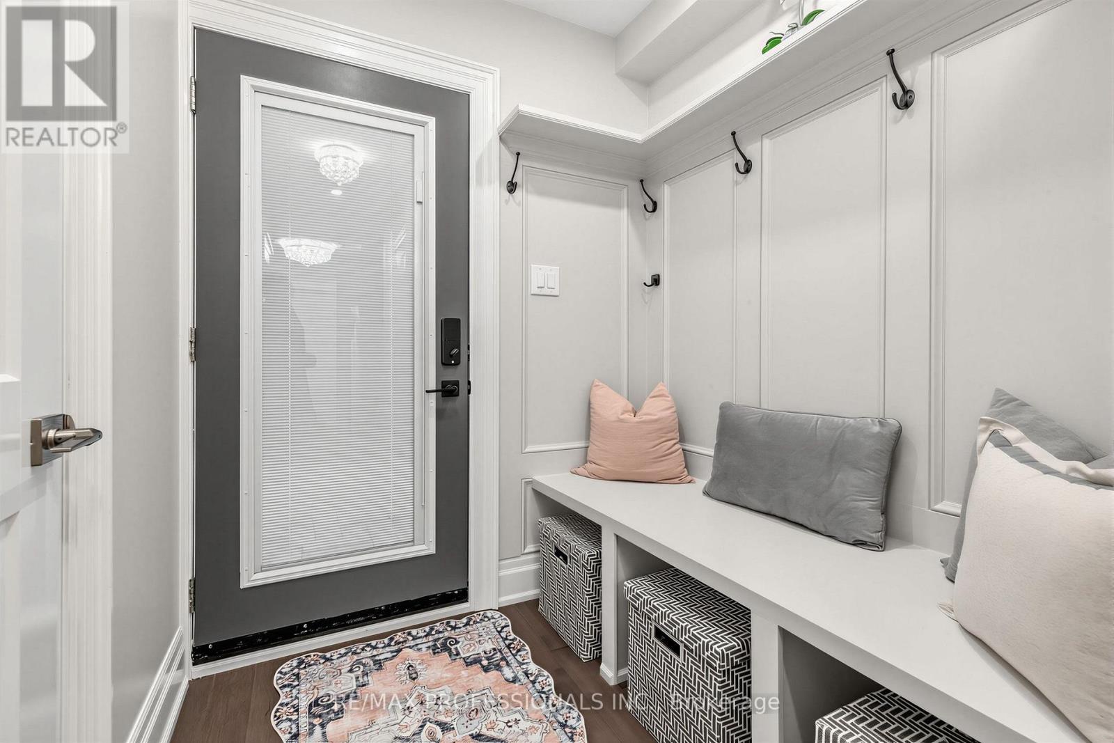 182 Gracefield Avenue, Toronto (rustic), Ontario