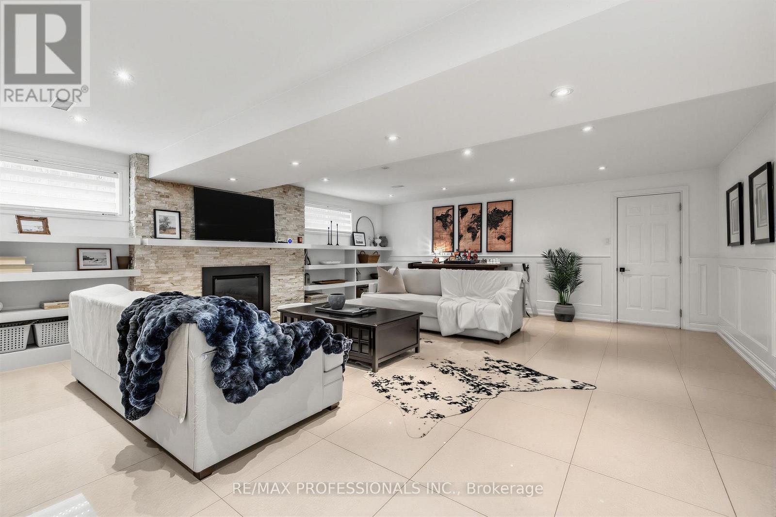 182 Gracefield Avenue, Toronto (rustic), Ontario