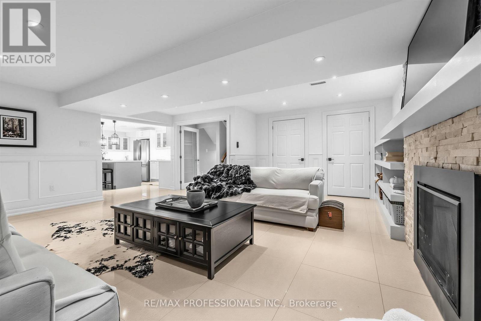 182 Gracefield Avenue, Toronto (rustic), Ontario