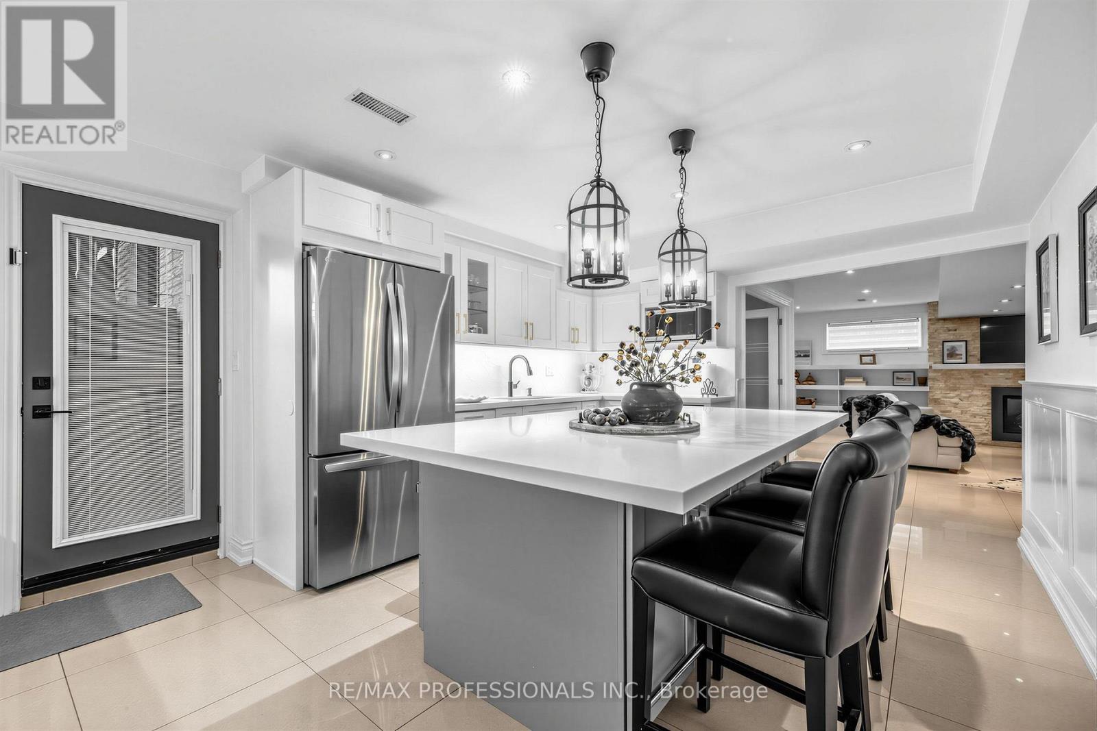 182 Gracefield Avenue, Toronto (rustic), Ontario