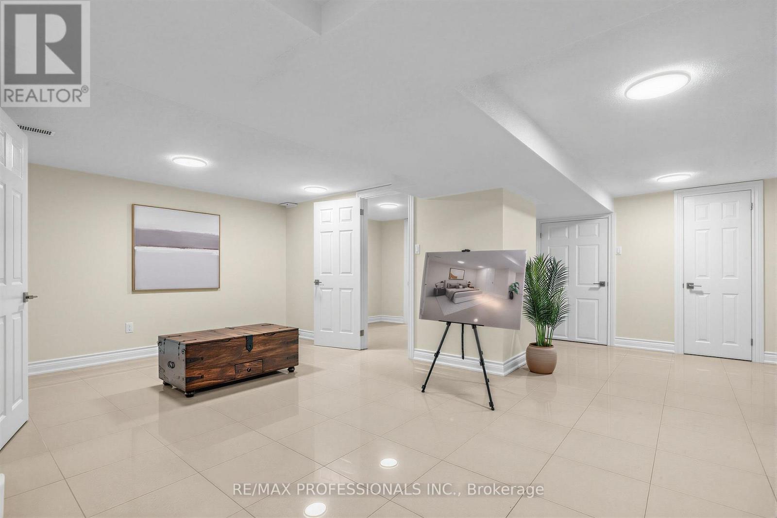 182 Gracefield Avenue, Toronto (rustic), Ontario