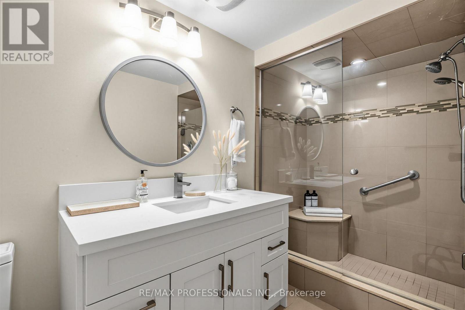 182 Gracefield Avenue, Toronto (rustic), Ontario