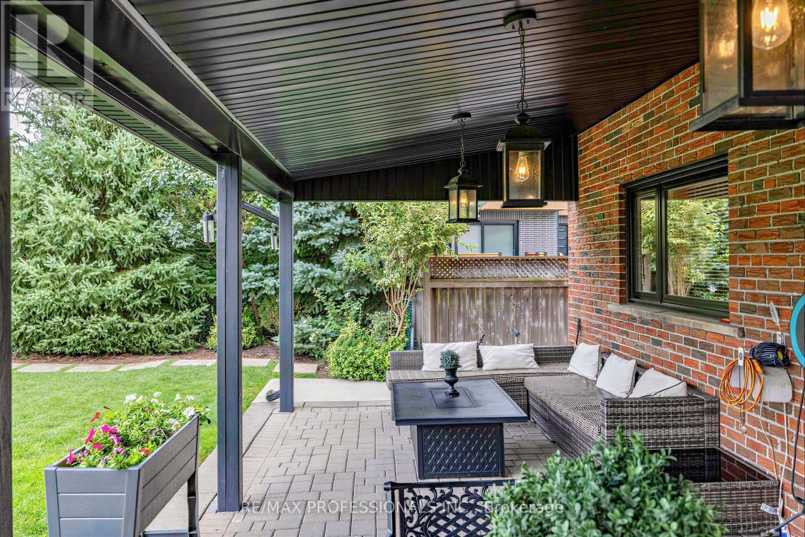 182 Gracefield Avenue, Toronto (rustic), Ontario