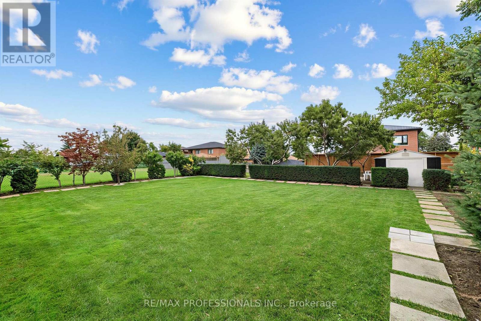 182 Gracefield Avenue, Toronto (rustic), Ontario