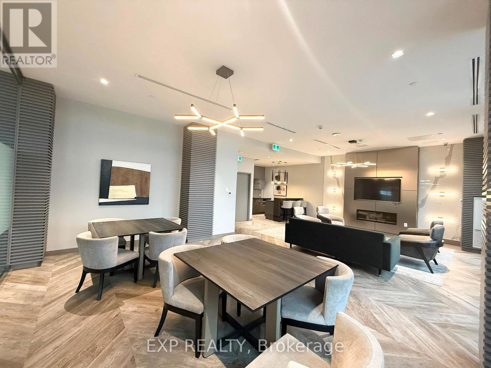 520 - 50 Thomas Riley Road, Toronto (islington-city Centre West), Ontario