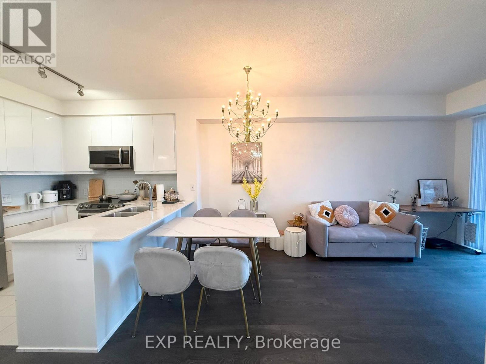 520 - 50 Thomas Riley Road, Toronto (islington-city Centre West), Ontario