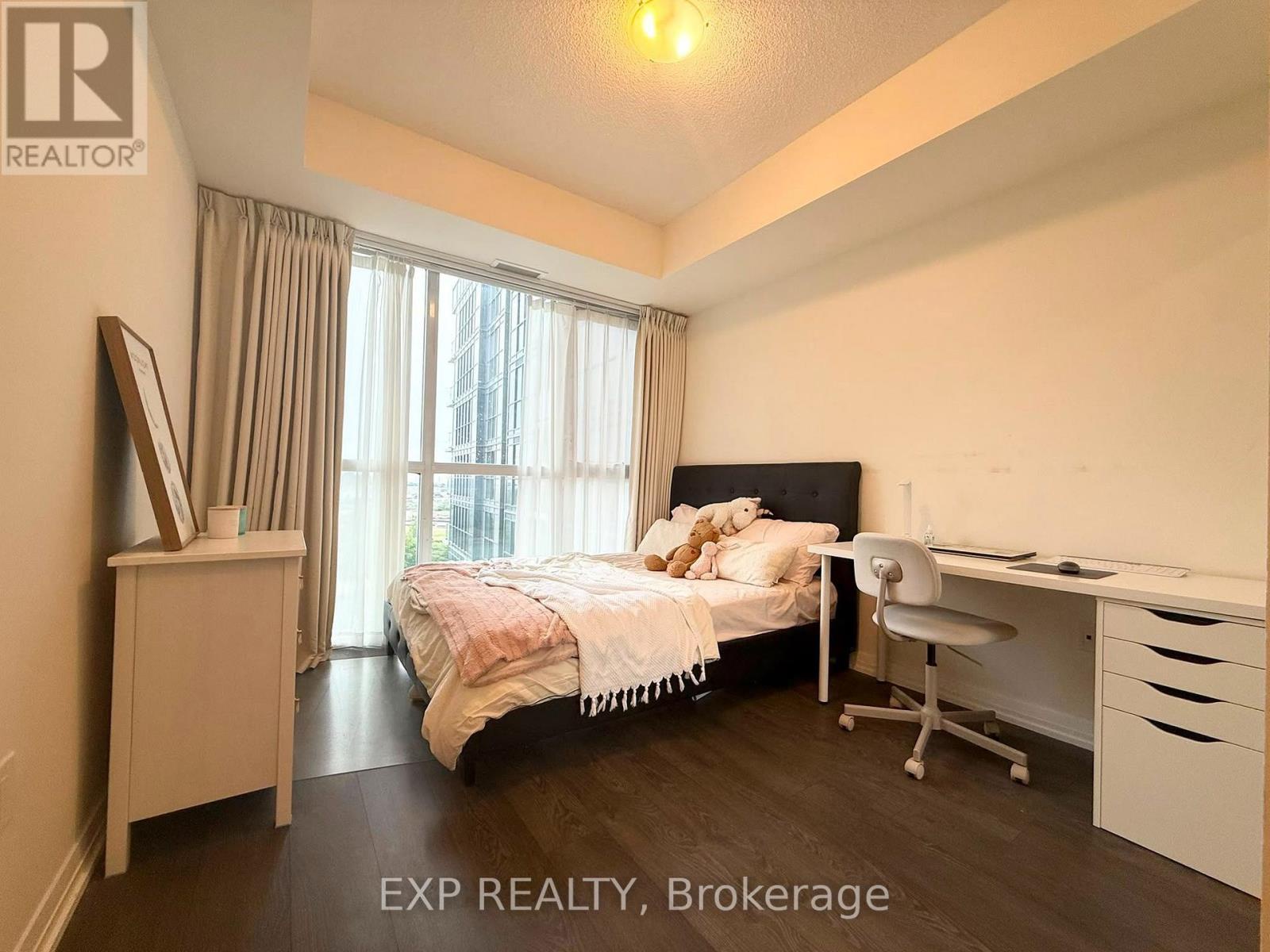 520 - 50 Thomas Riley Road, Toronto (islington-city Centre West), Ontario