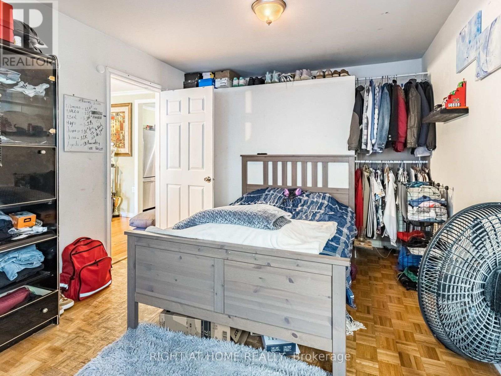 97 Twenty Ninth Street, Toronto (long Branch), Ontario