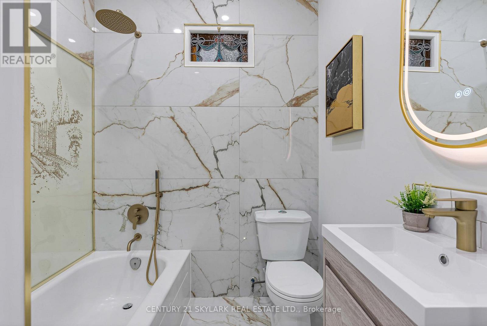 208 Gainsborough Road, Toronto (woodbine Corridor), Ontario