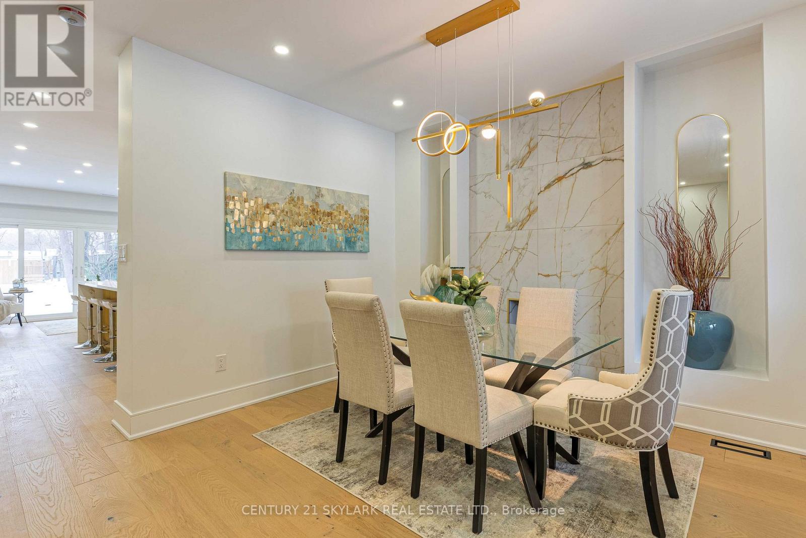 208 Gainsborough Road, Toronto (woodbine Corridor), Ontario