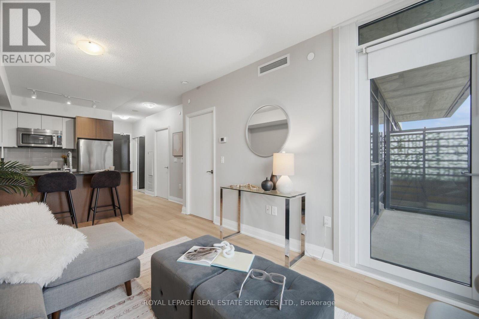 1608 - 9 Valhalla Inn Road, Toronto (islington-city Centre West), Ontario