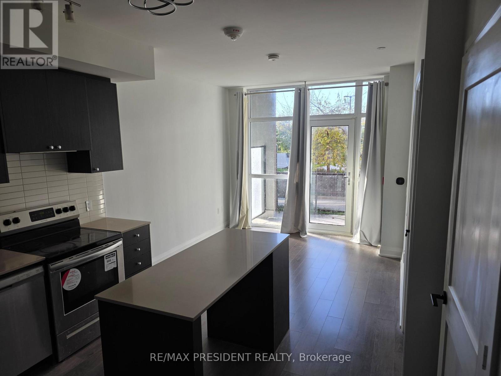 112 - 60 George Butchart Drive, Toronto (downsview-roding-cfb), Ontario