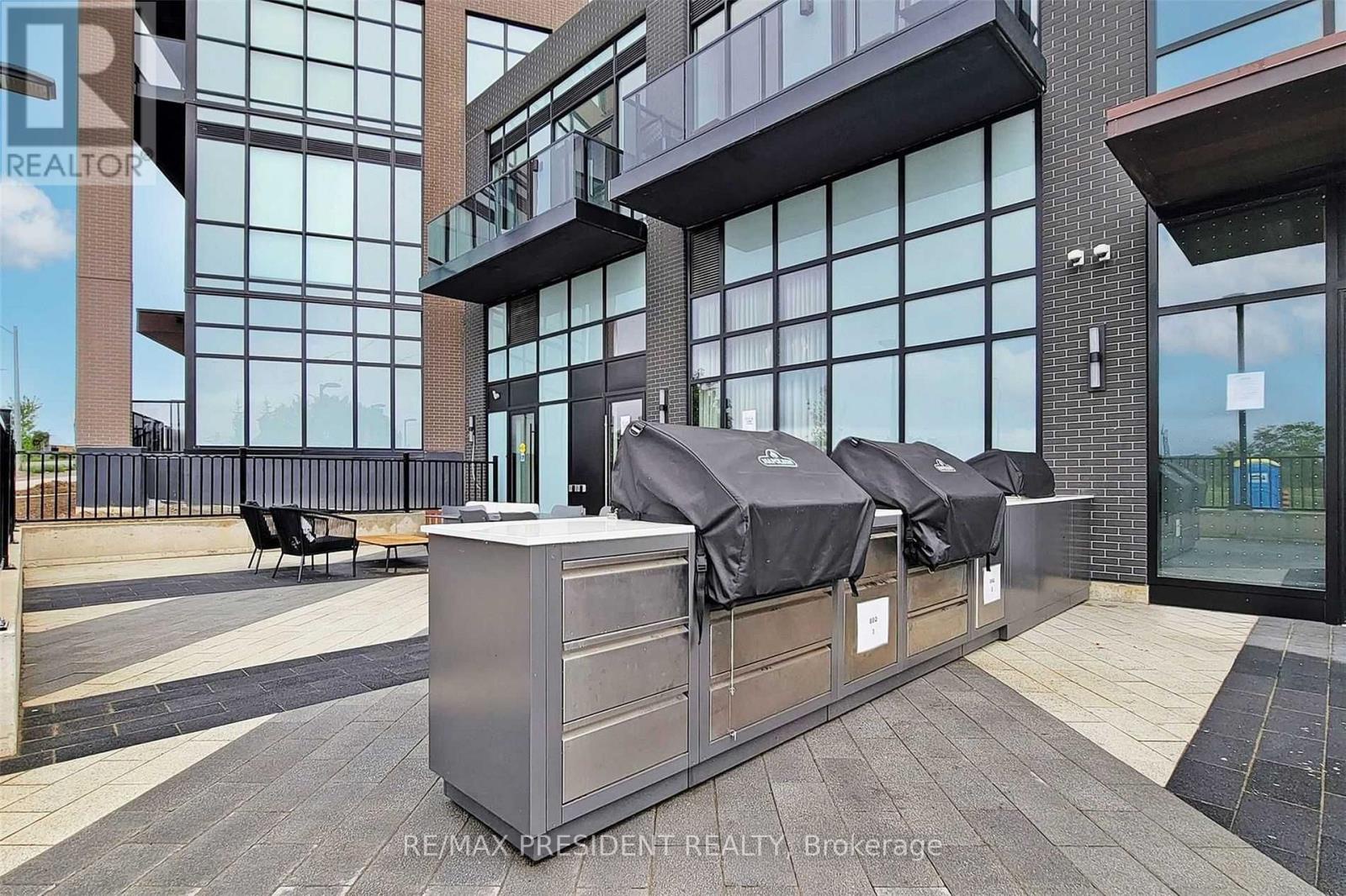 112 - 60 George Butchart Drive, Toronto (downsview-roding-cfb), Ontario