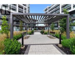 112 - 60 GEORGE BUTCHART DRIVE