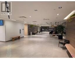 112 - 60 GEORGE BUTCHART DRIVE