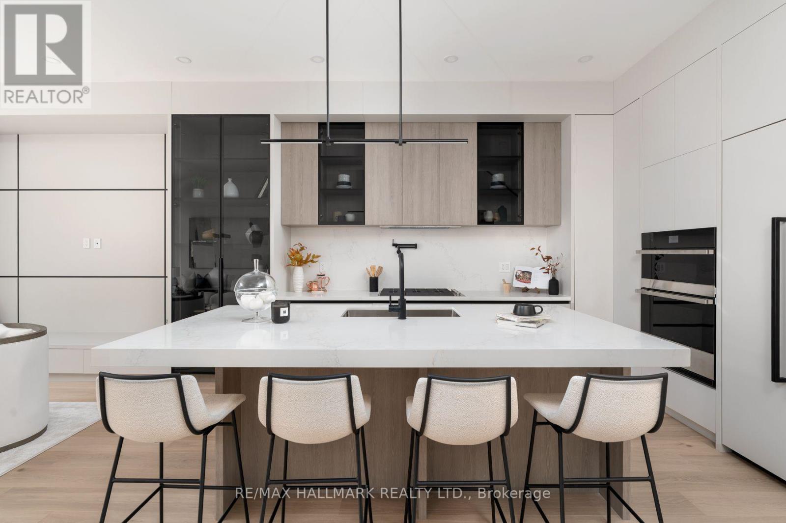 104 Yardley Avenue, Toronto (o'connor-parkview), Ontario