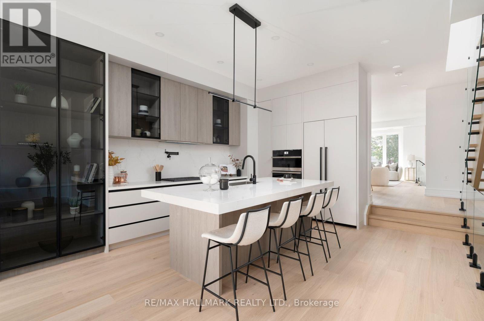 104 Yardley Avenue, Toronto (o'connor-parkview), Ontario